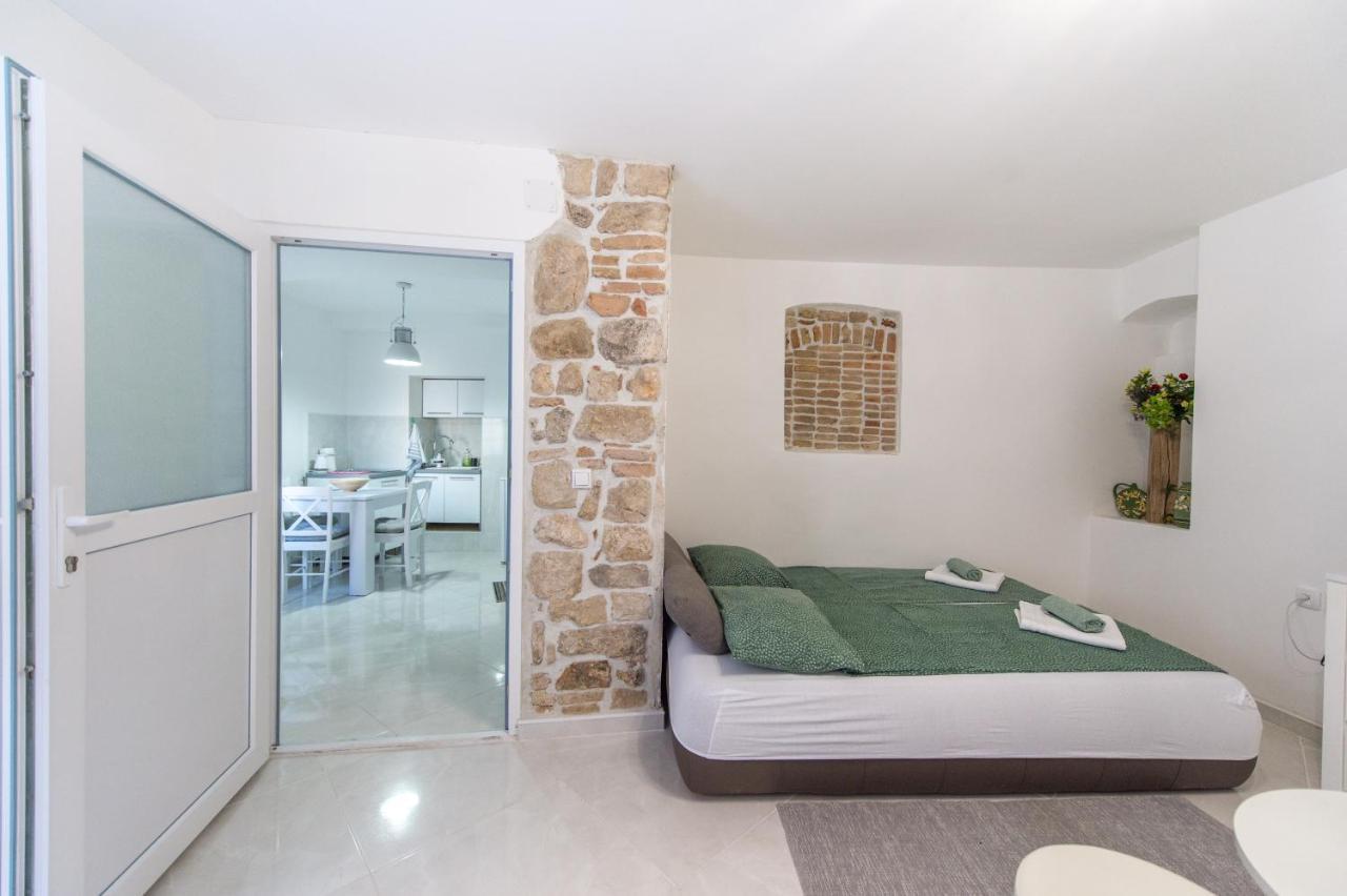 La Casa Di Pietra Apartment Krk Exterior photo